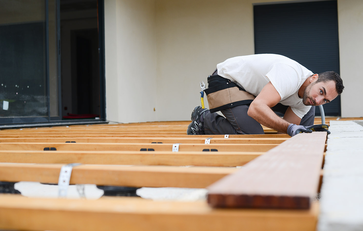 Unterkonstruktion einer Terrasse - Terrassendielenmontage